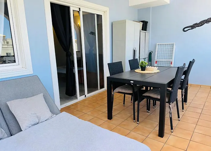 Rio's Los Cristianos Apartament